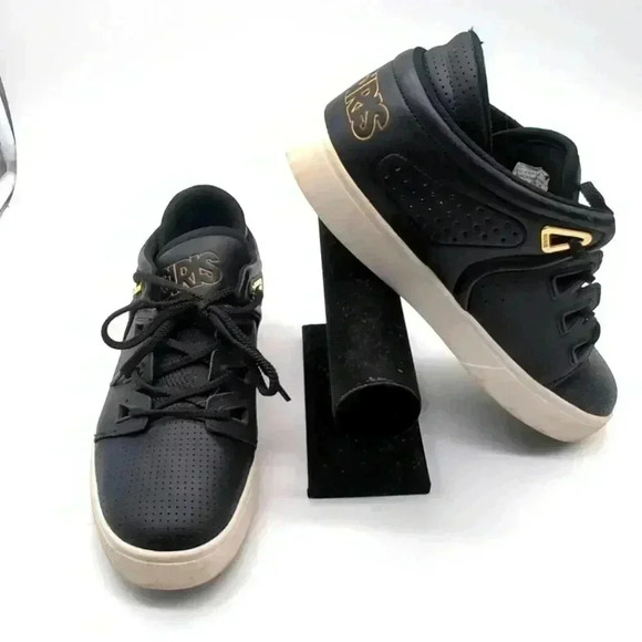 Osiris DV3 Black and Gold Designer Sneakers sz 6 Great Statement Skate - Picture 1 of 9